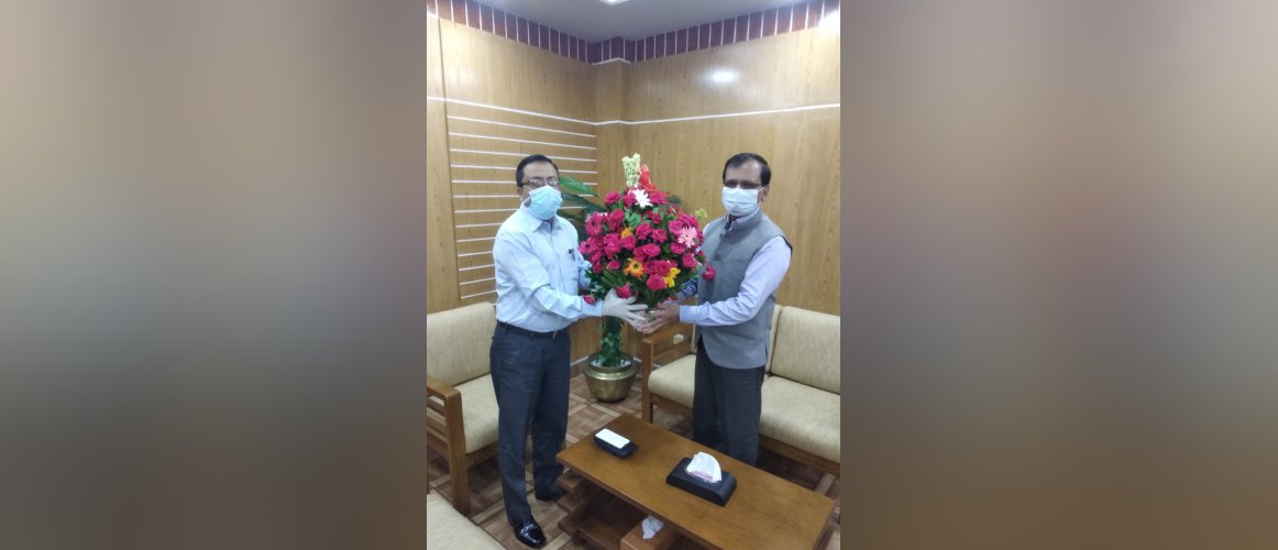  Shri Niraj Kumar Jaiswal, Assistant High Commissioner,  made a  courtesy call on the Divisional Commissioner, Sylhet Division, Mr. Md. Mashiur Rahman on 27 Sep 2020